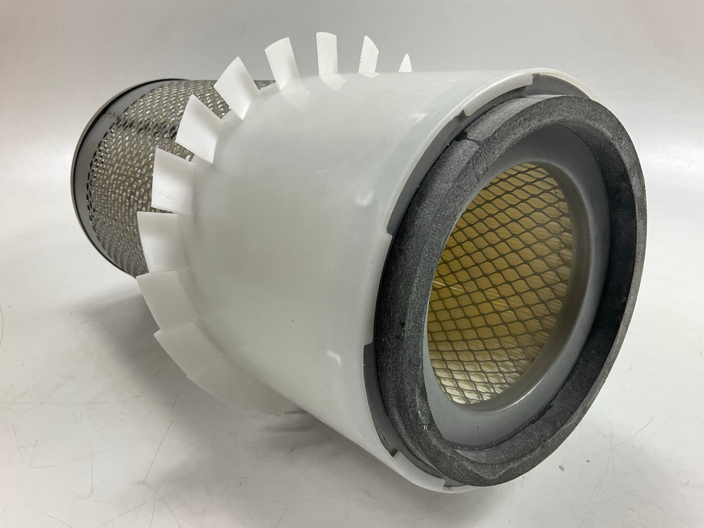 WIX 46555 Air Filter - Replaces PA2633-FN, P132935, AF4826K, AF2015