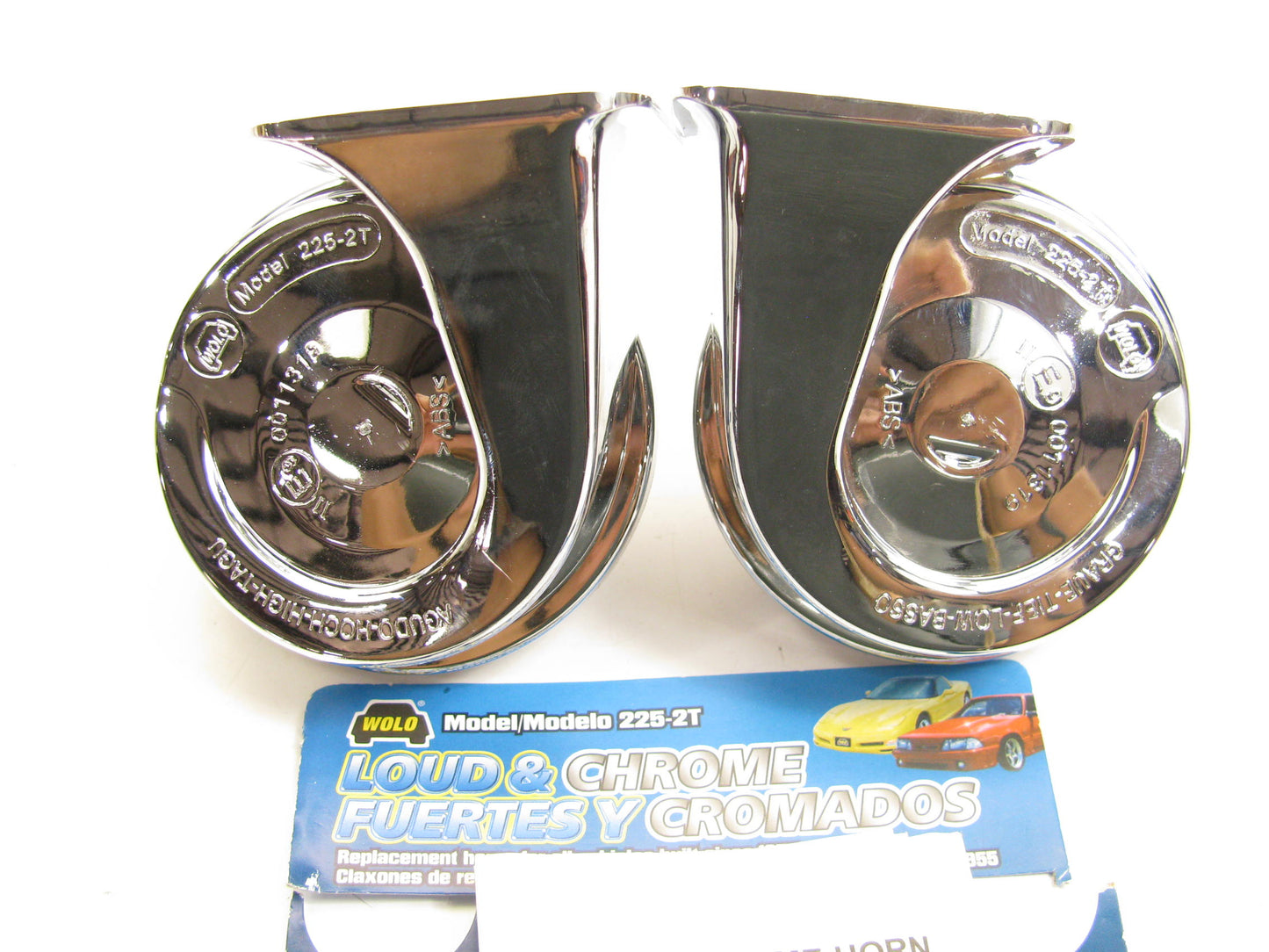 SET OF Wolo 225-2T Loud And Chrome UNIVERSAL LOW And HIGH Horns 12V