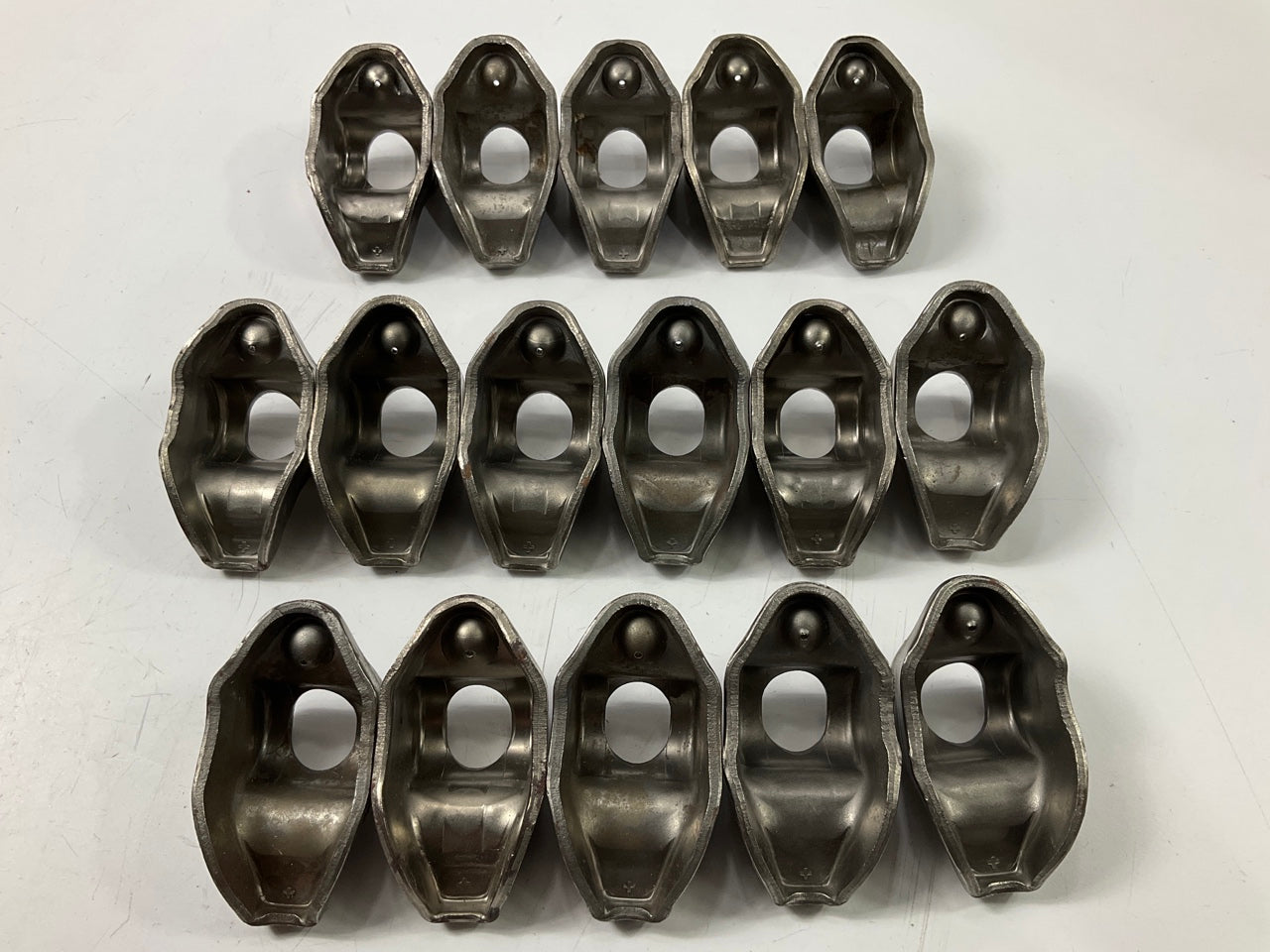 (16) Wolverine RA-8401 Engine Rocker Arms - 1980-1990 GM 260 307 350 V8