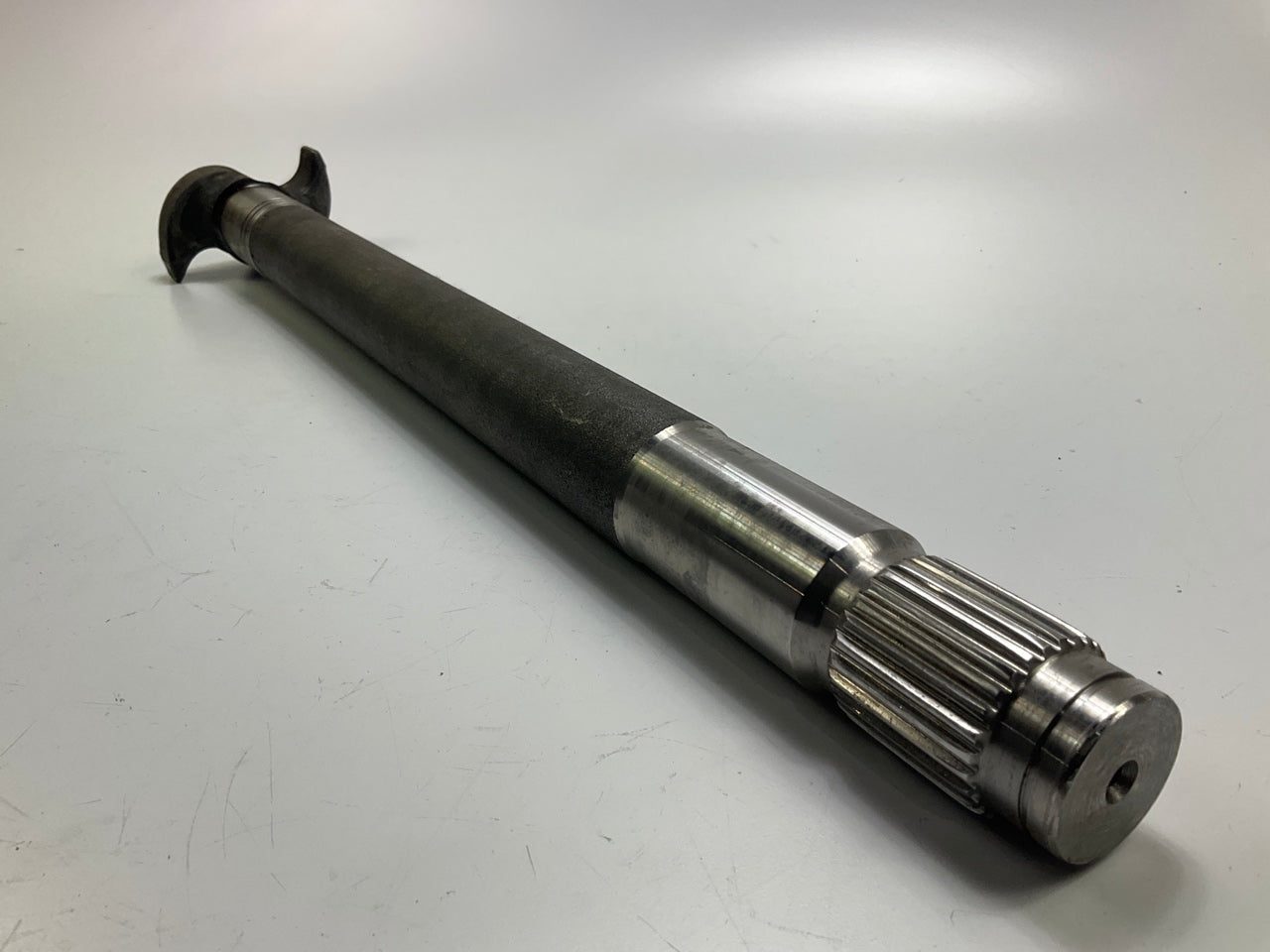 WA05-5011 Left Air Brake Camshaft 20-3/8'' Length, 1-1/2'', 28 Spline, For 16.5''
