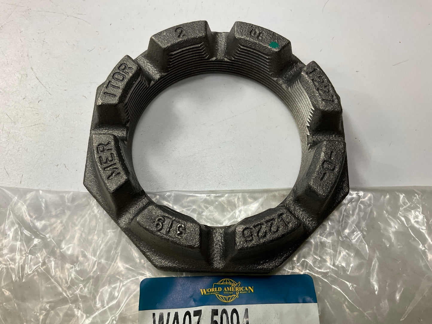 World American WA07-5094 Axle Spindle Nut, Replaces FRUEHAUF ACE-8510-1