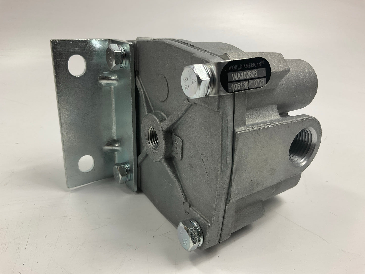 World American WA102626 Air Brake R12 Relay Valve - Replaces 102626, 102626N