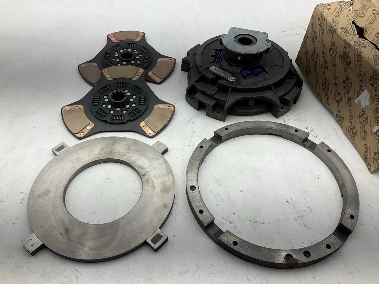 World American WA107237-10W Clutch Kit (Steel, 14'' X 1.75'', 3 Paddle, 8 Springs)