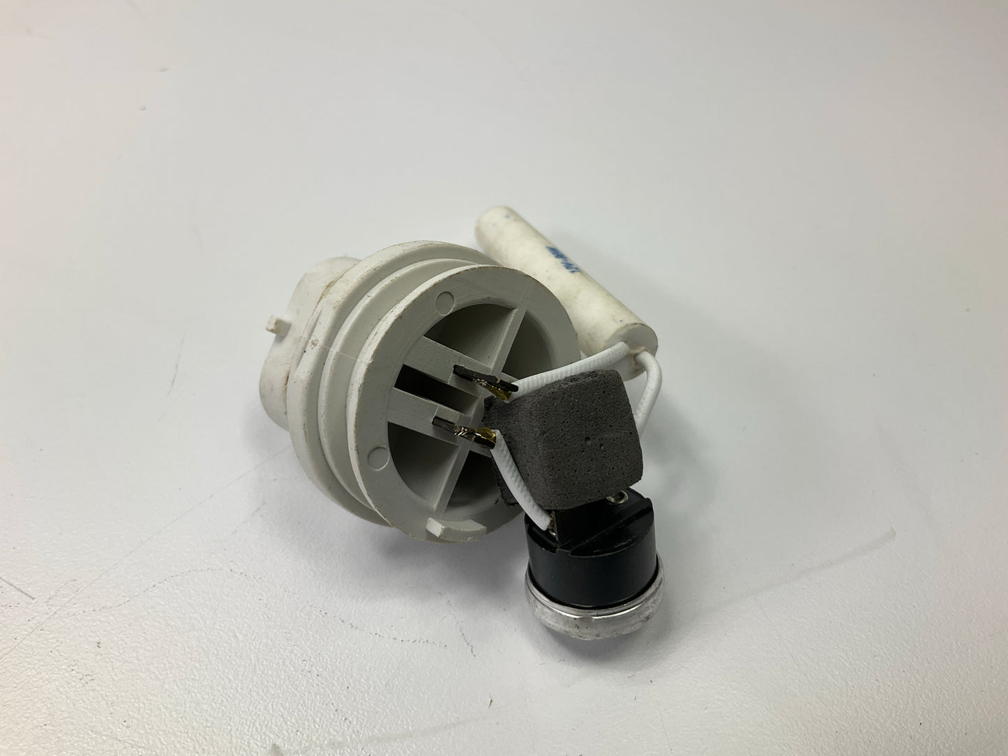 World American WA109495 Air Brake Dryer Heater - AD-SP Type, For Euclid