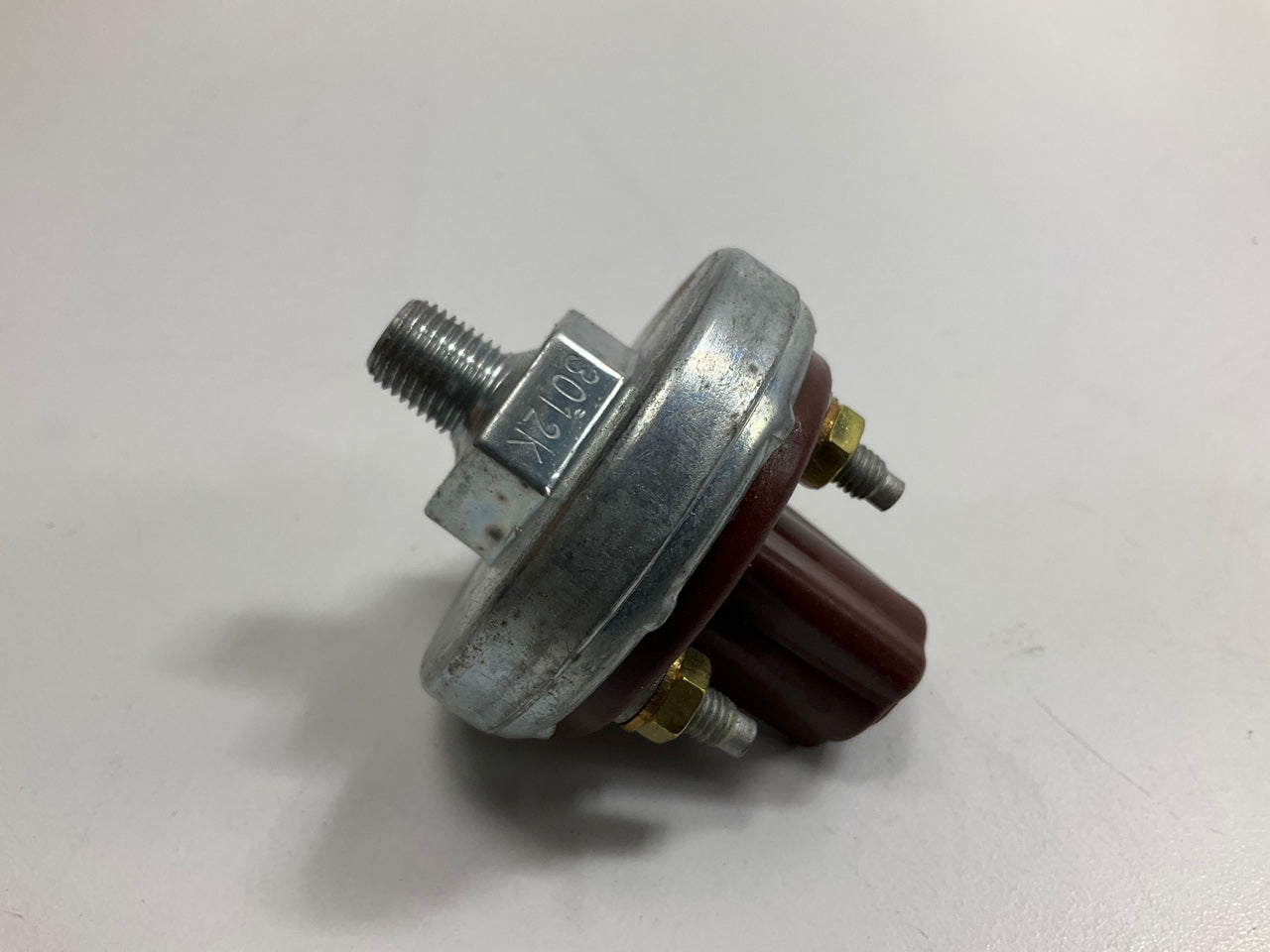 World American WA13255 Stop Light Switch 12V Or 24V  1/8-27 NPTF Thread, 13255