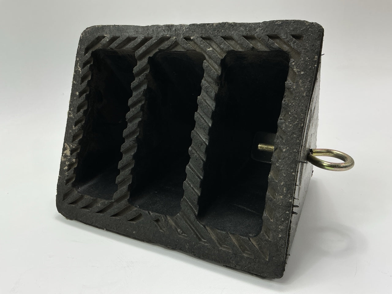 World American WA14-5025 Wheel Chock Block, 8'' X 10'' X 6'' W/ Eyebolt