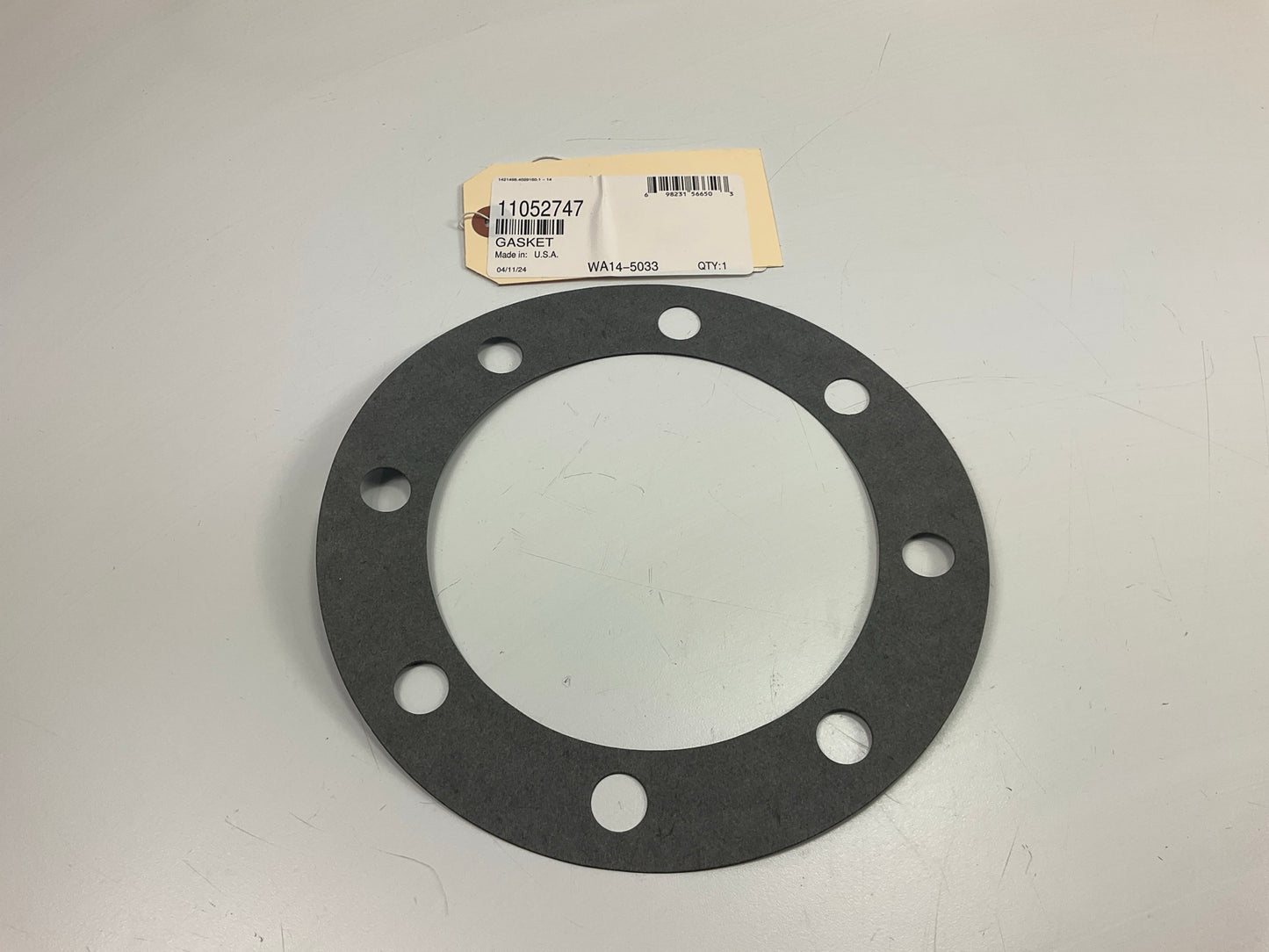 World American WA14-5033 Axle Hub Cap Gasket, 8 Bolt Holes, 7'' Bolt Circle