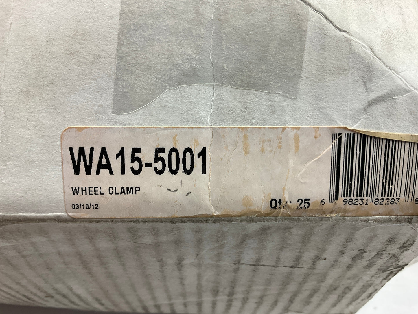 (25) World American WA15-5001 Wheel Clamps 1- 1/2'' X 2-7/8'' X 2- 1/2'' X 3/4''
