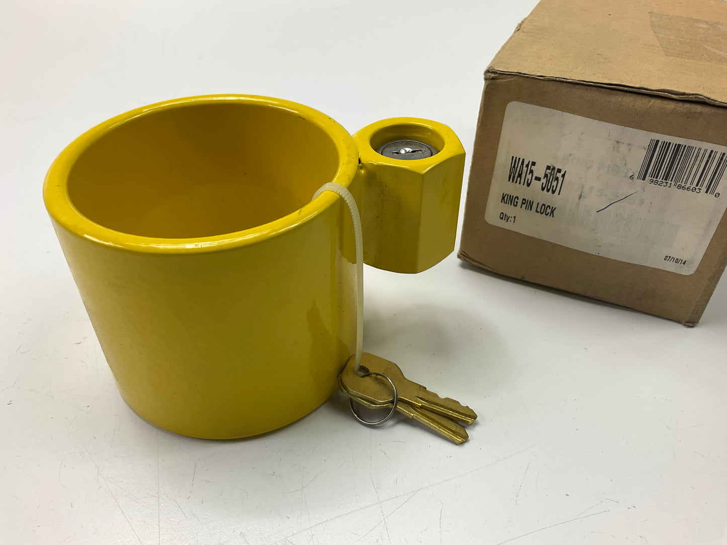 World American WA15-5051 Trailer King Pin Lock & Keys