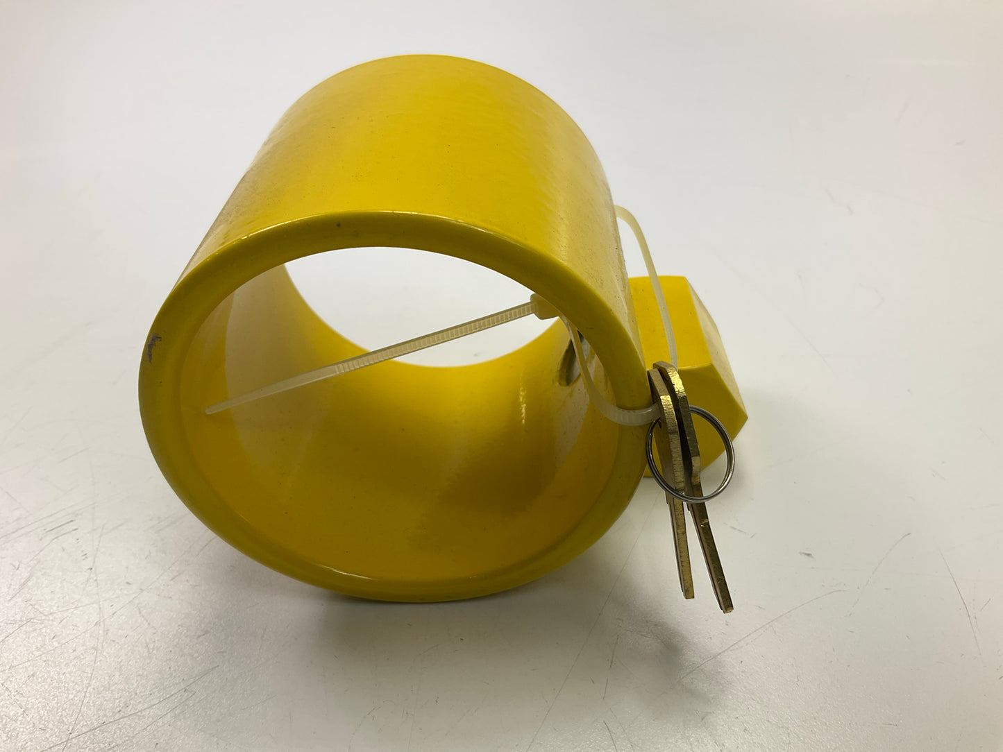 World American WA15-5051 Trailer King Pin Lock & Keys