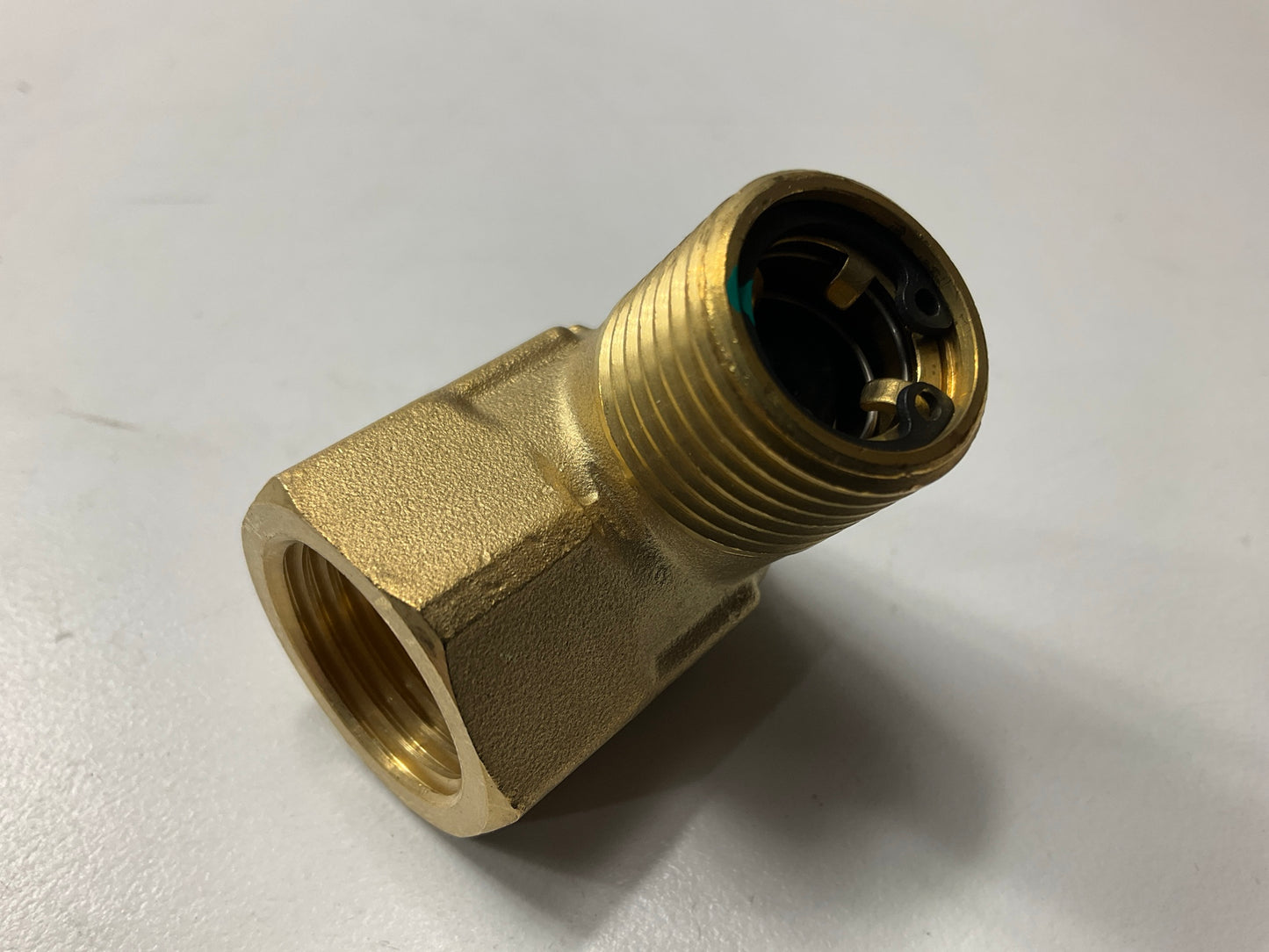 World American WA800376 90 Degree SC-3 Check Valve, 1/2'' Port