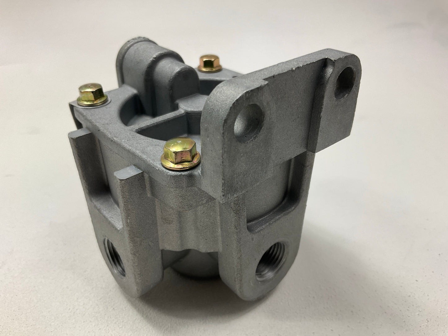 World American WAKN28510 RG2 Relay Valve KN28510