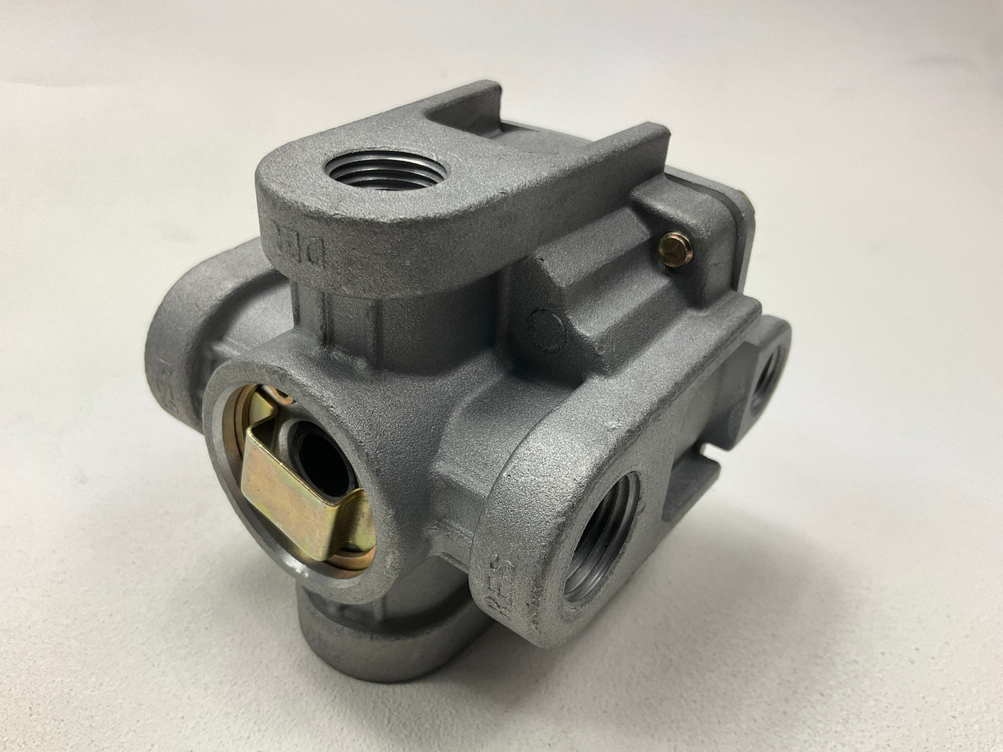 World American WAKN28510 RG2 Relay Valve KN28510