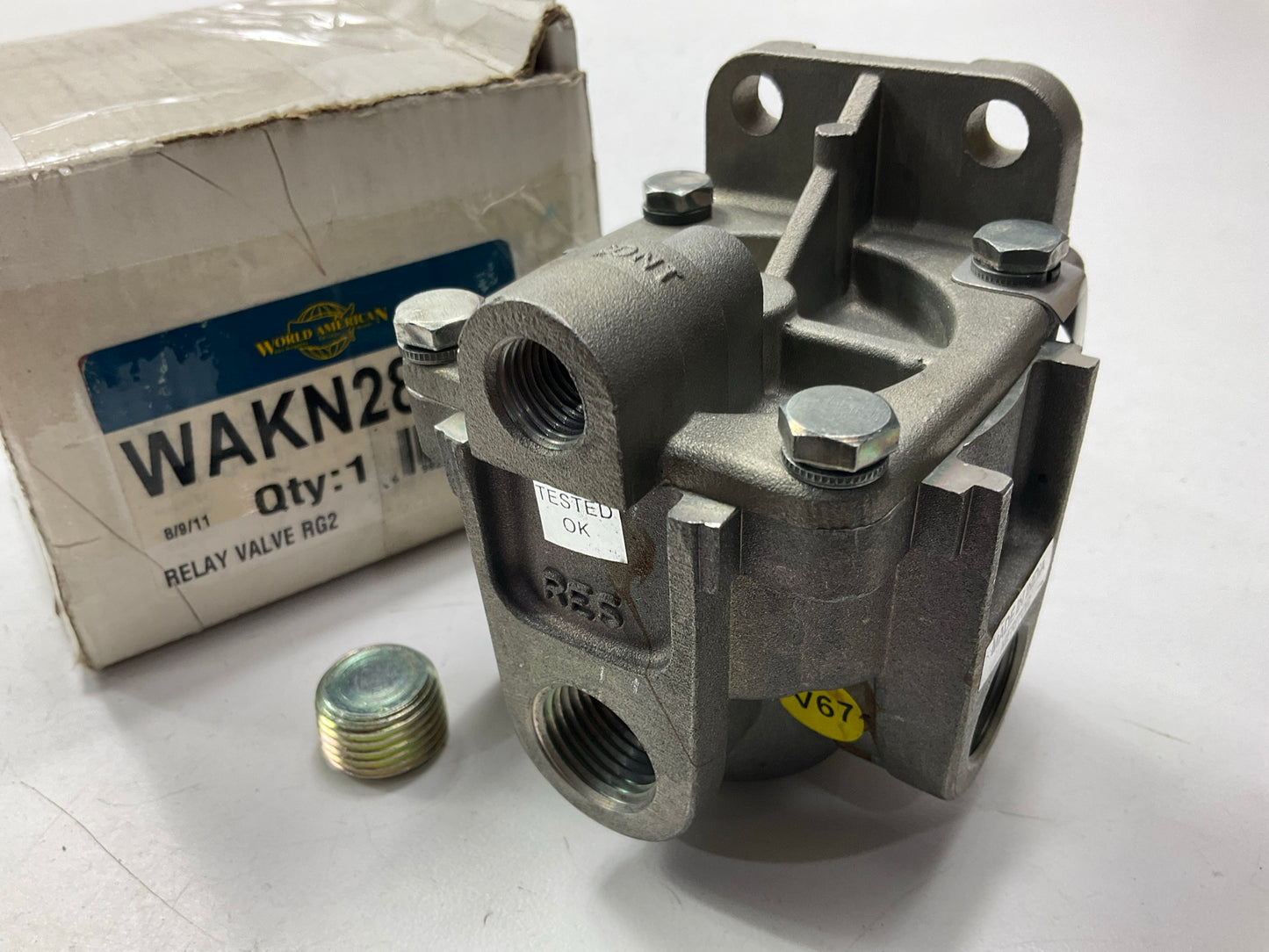 World American WAKN28520 Haldex RG2 Series 3-1/2'' Air Brake Relay Valve