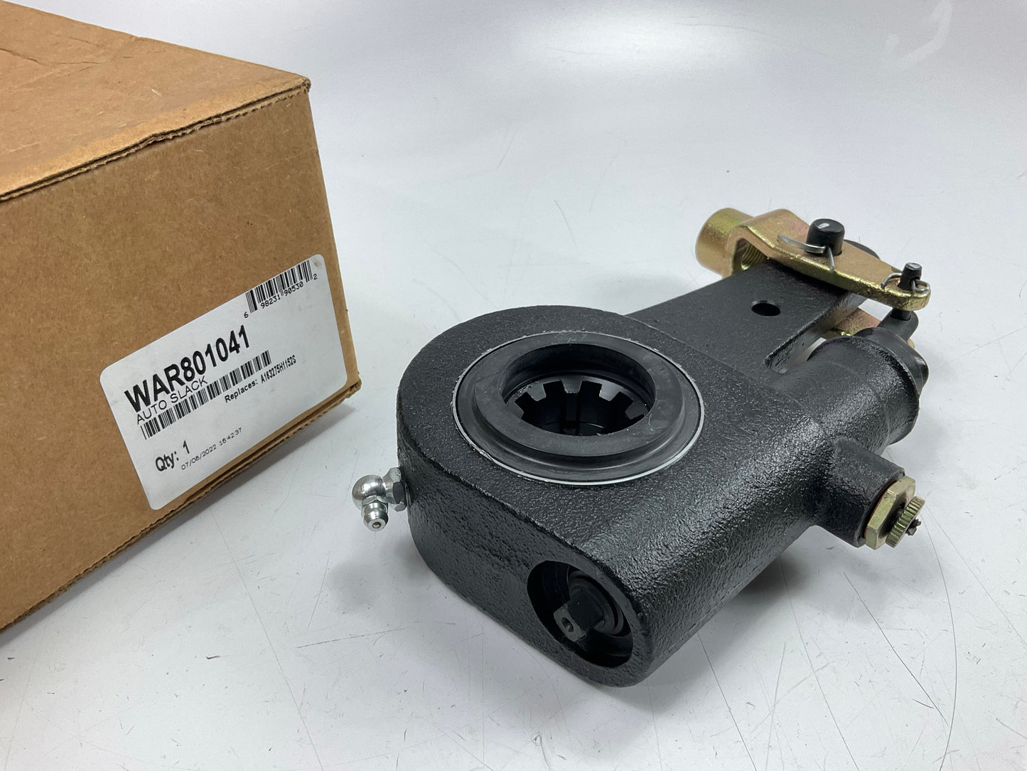 WA R801041 Air Brake Automatic Slack Adjuster - 1-1/2''-10 Spline, 5.5'' Arm