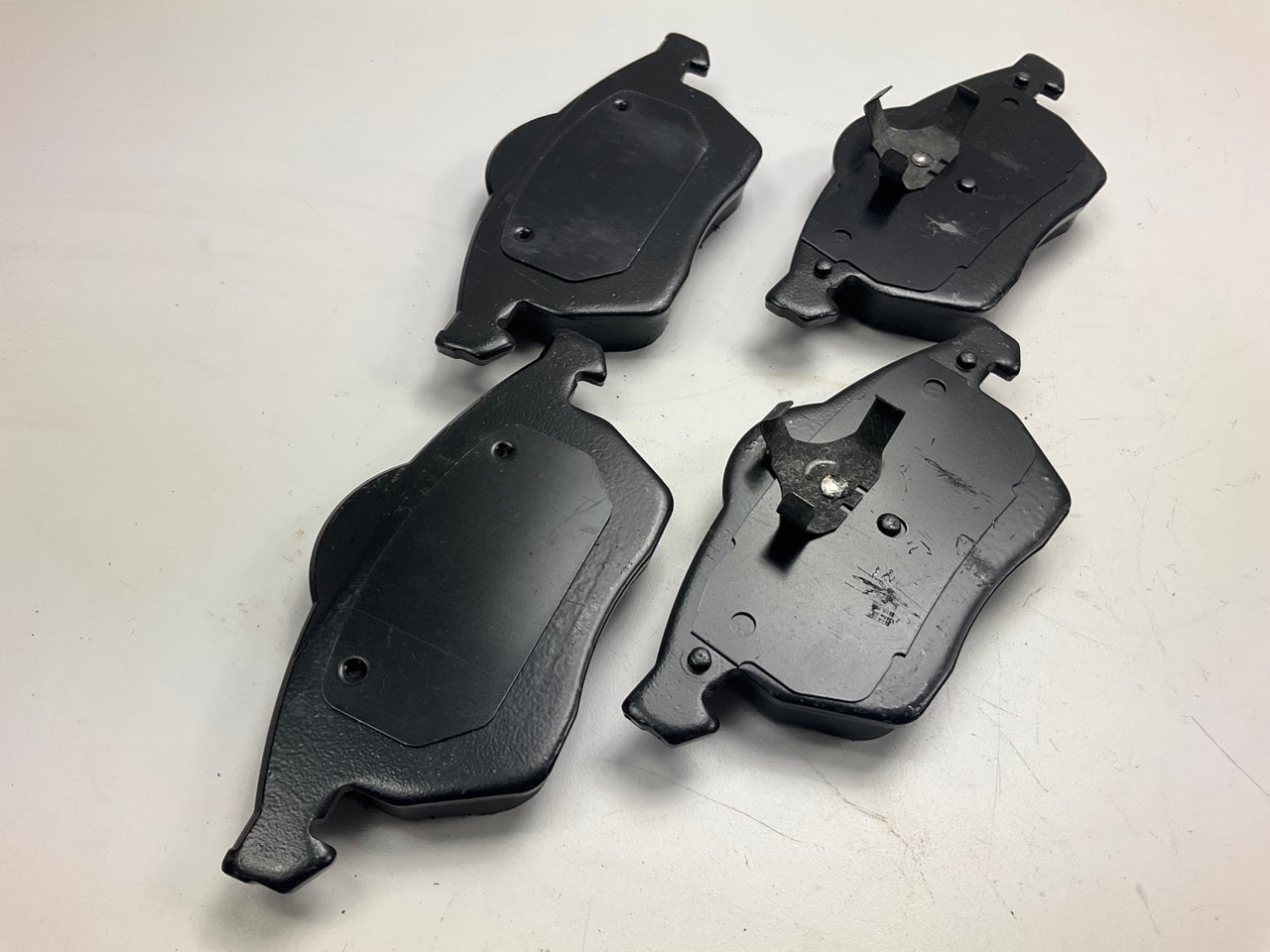 World Car 700-0687 Front Brake Pads
