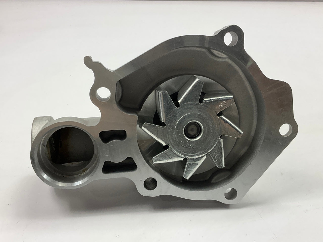 Worldparts 942300 Water Pump