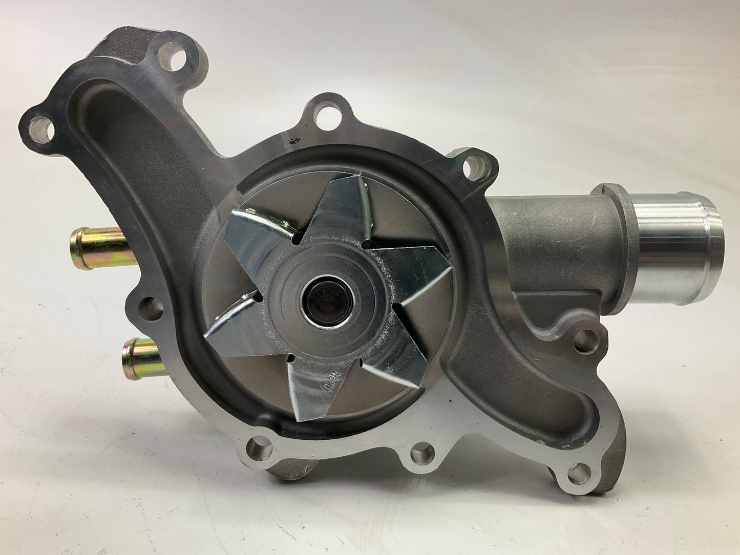 REMAN. Worldparts 943068 Engine Water Pump 1996-01 Ford Explorer, Mountaineer
