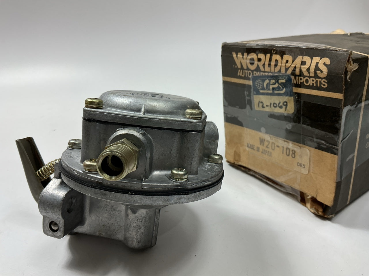 Worldparts W20-108 Mechanical Fuel Pump - REBOXED OEM KYOSAN DENKI