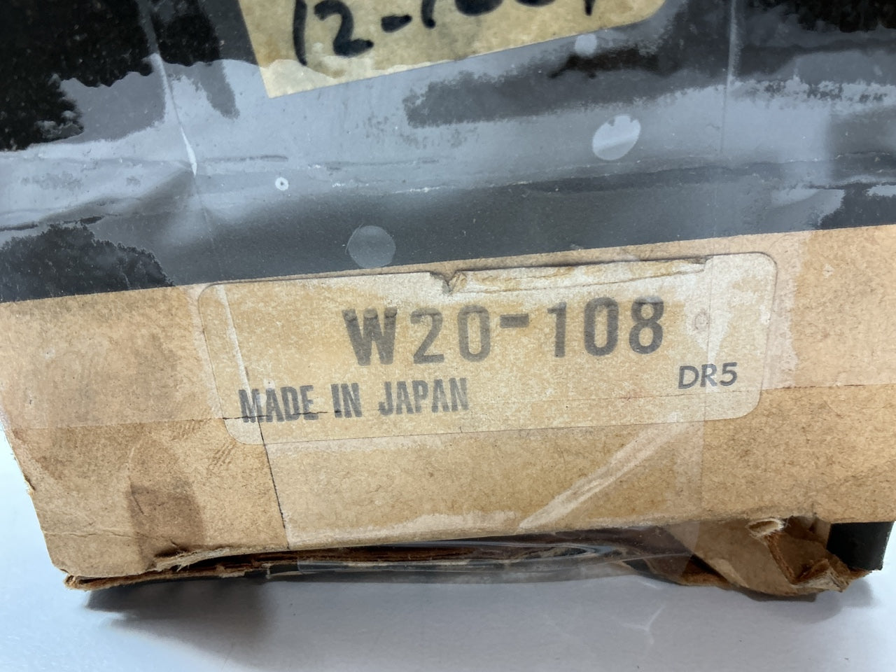 Worldparts W20-108 Mechanical Fuel Pump - REBOXED OEM KYOSAN DENKI