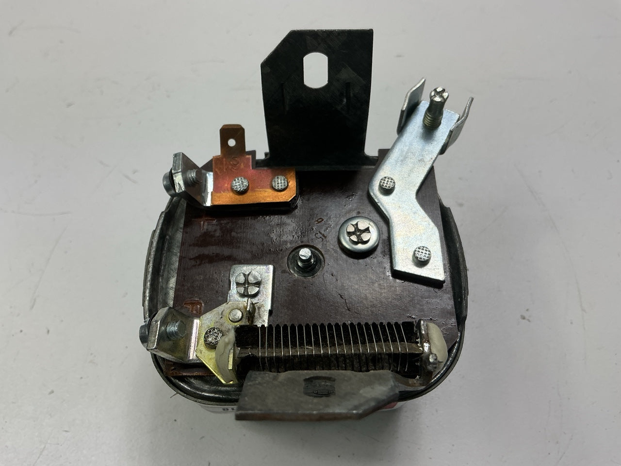 Worldparts W33-201 Voltage Regulator OEM BOSCH 0190213032 - TA-7V-45A