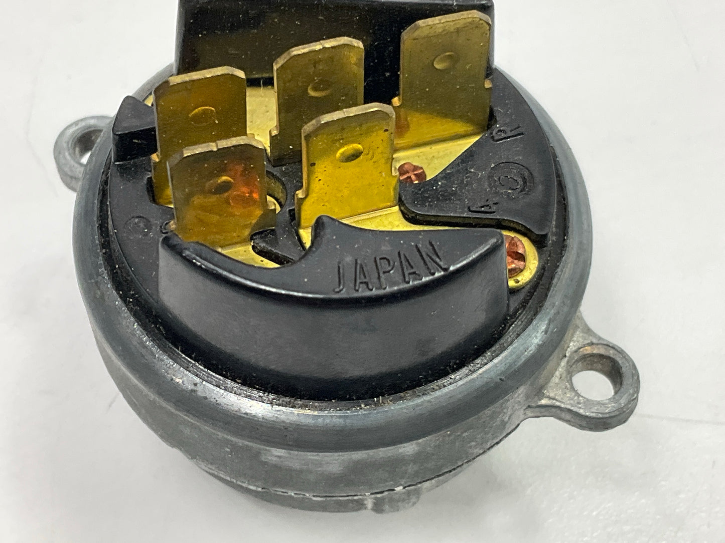 Worldparts W36-104 - OEM KANTO SEIKI Ignition Switch