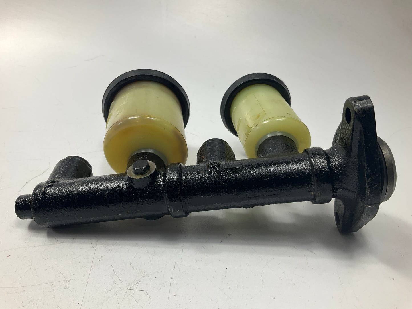 Worldparts W71-316 Brake Master Cylinder For 1978-1979 Toyota Corolla