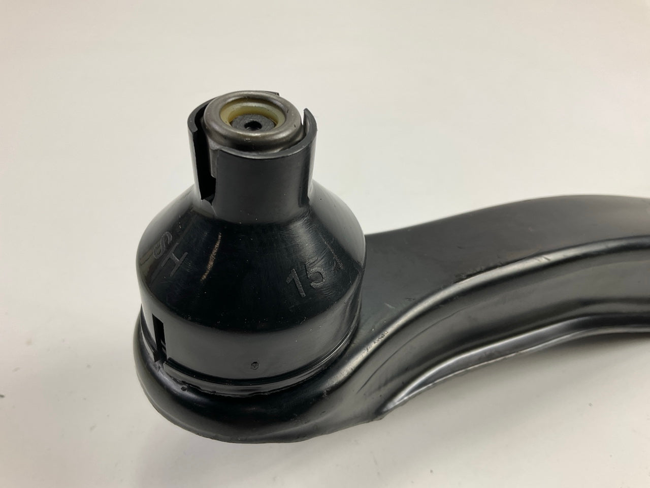 Worldparts WC1-21152 Rear Right Lower Control Arm 97-04 Diamante FWD ONLY