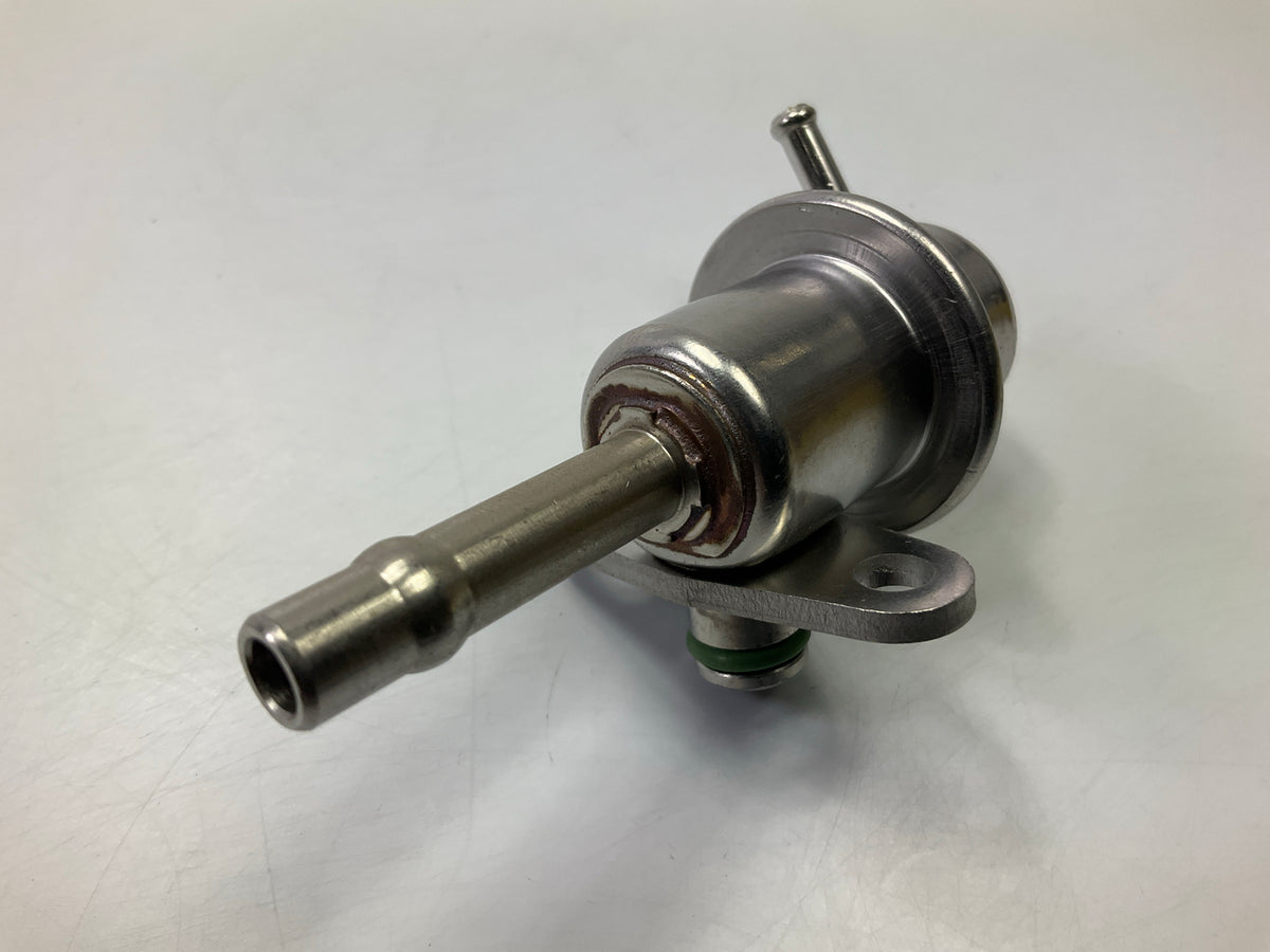 WVE 5G1323 Fuel Pressure Regulator