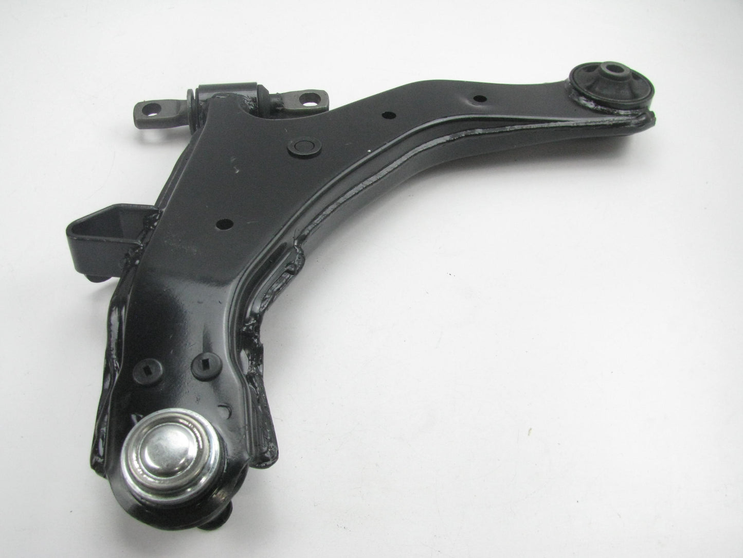 NEW Front Lower Right Passengers Side Control Arm For 2001-2006 Hyundai Elantra