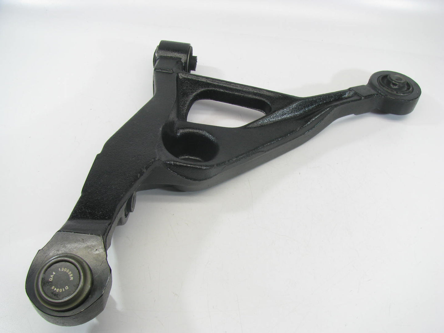 XRF K7427 Suspension Control Arm And Ball Joint Assembly - Front Right Lower