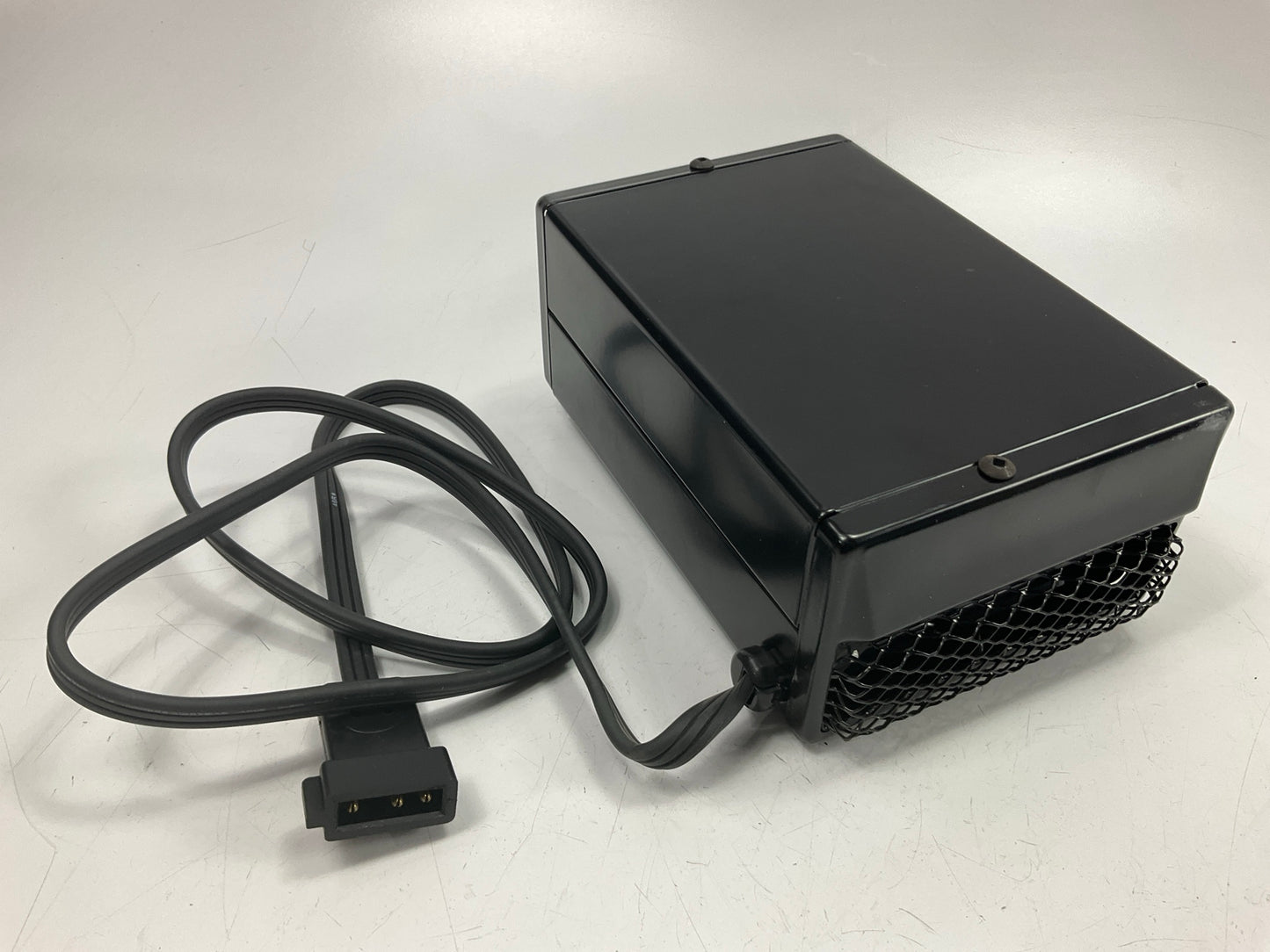 ZeroStart 2600900 Interior Car Warmer Compact Heater 900 Watts 120V 3,000BTU