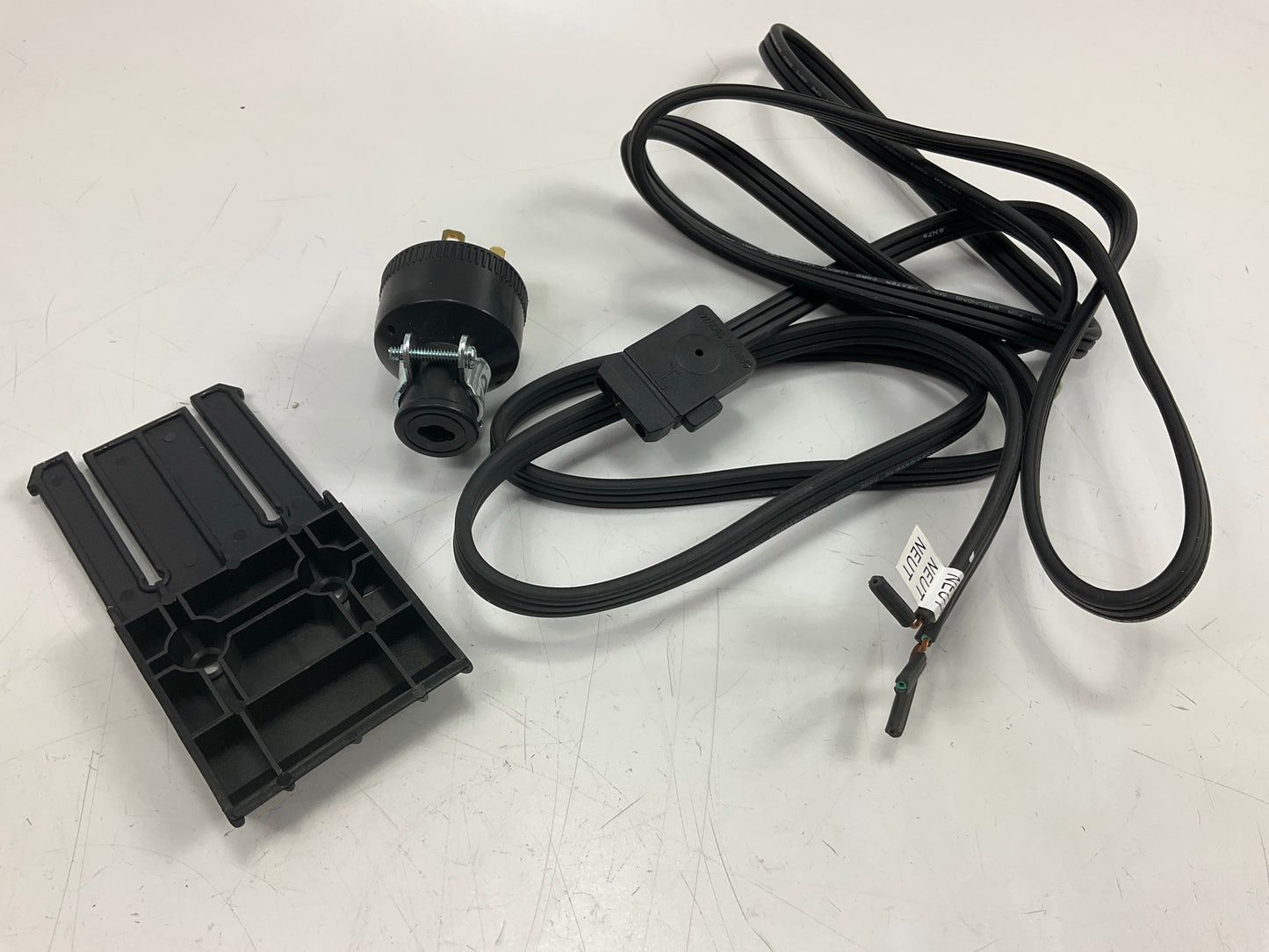 ZeroStart 2600900 Interior Car Warmer Compact Heater 900 Watts 120V 3,000BTU